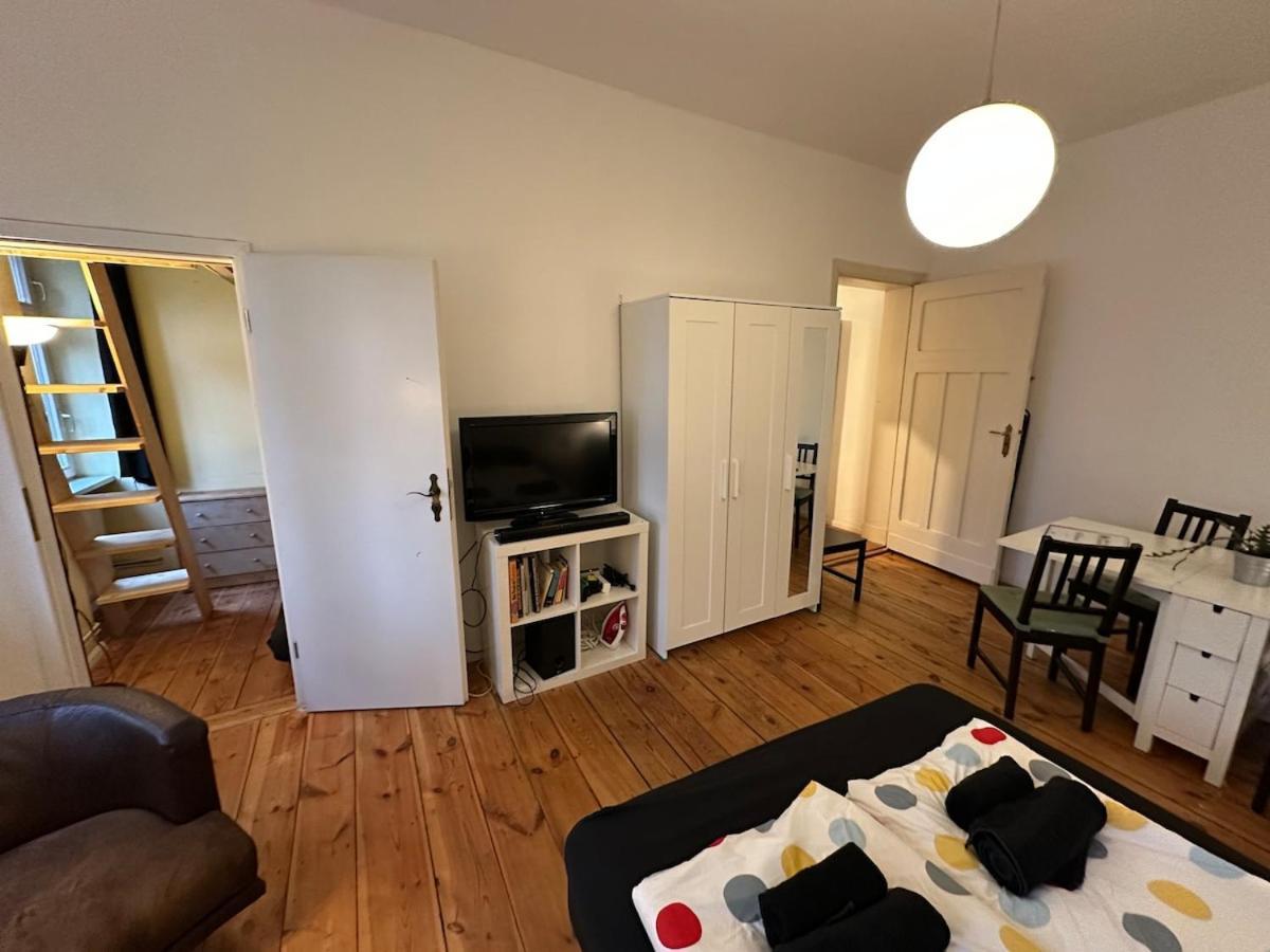 Typical Altbau In The Heart Of Wedding Apartment Berlin